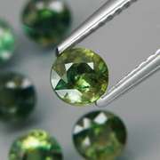Heated only! 3.15ct 4.5mm round cut Sapphire set
