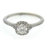Sparkling White Gold Round Brilliant Cut Diamond Ring