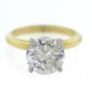Show-Stopping 18kt YG 3.5CTW Round Cut Diamond Engagement Ring