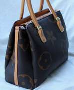 100% Fine leather Designer Style Bag