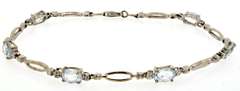 Delicate 10kt Aquamarine Bracelet