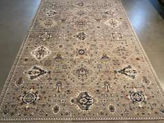 MAGNIFICENT CLASSIC RUG 6x8