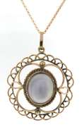 Wonderful Yellow Gold Vintage Amethyst Cab Pendant on Chain
