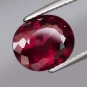 Captivating 3.92ct red violet Rhodolite Garnet