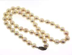 Elegant Peach Baroque Pearl Necklace