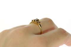 14K Yellow Gold Brown Green Color Change Garnet Three Stone Ring