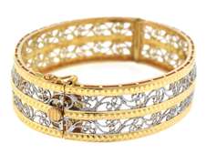 Breathtaking 21kt Filigree aBangle Bracelet