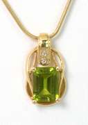 Vibrant Peridot & Diamond Necklace in 14KT Yellow Gold