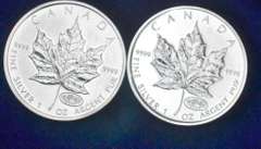 Lot of 2 2000 Canada Maple Leaf 1OZ Silver Coins