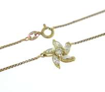 Handsome 18kt Diamond Flower Pendant on Chain