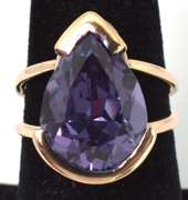 Majestic 10.7CT Color-Change Sapphire Ring in 14KT Yellow Gold