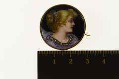 14K Yellow Gold Victorian Painted Lady Portrait Diamond Pin/Brooch