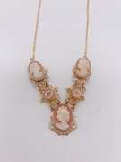 14kt Yellow Gold Cameo Pendant Necklace
