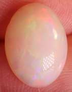 2.65ct white Welo Opal