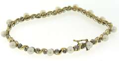 Gorgeous Pearl and Diamond Yellow Gold Bracelet