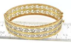 Breathtaking 21kt Filigree aBangle Bracelet