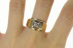 14K Yellow Gold Men's Diamond Solitaire Squared Wedding Ring