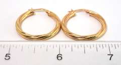 Nice Twisted Hoop Earrings in 14KT Yellow Gold