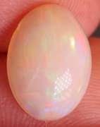 2.65ct white Welo Opal