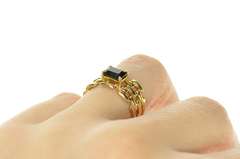 10K Yellow Gold Emerald Syn. Sapphire Chain Pattern Band Ring