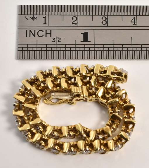 Beautiful 3 Ct. TW Diamond Bracelet