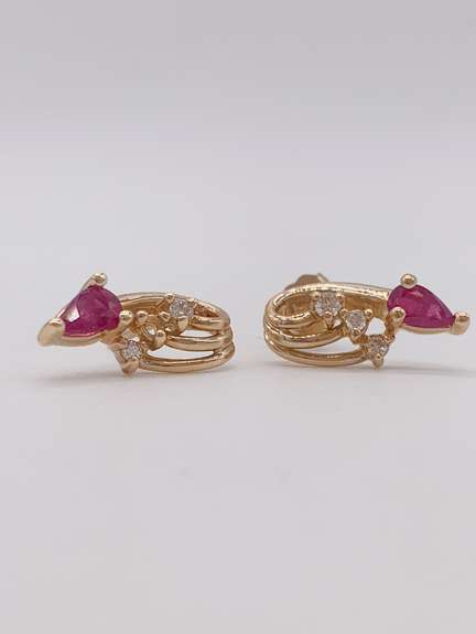14kt Gold Ruby & Diamond Earrings