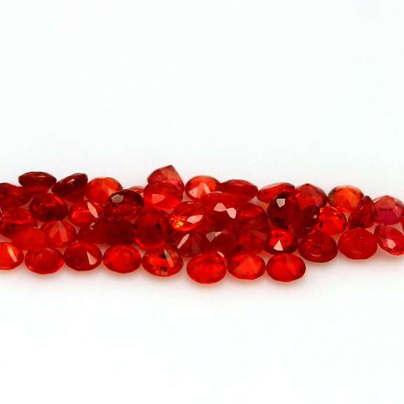 Excellent 6.35ct set of diamond cut red Imperial Sapphire