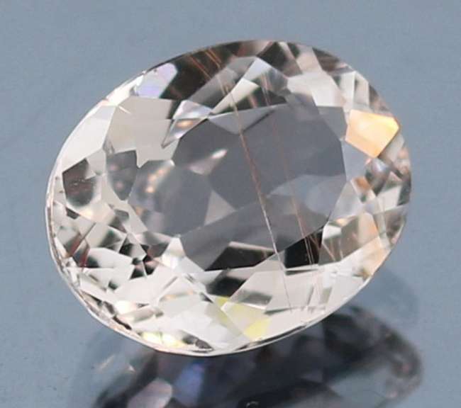 Gorgeous 6.07ct diamond white Topaz