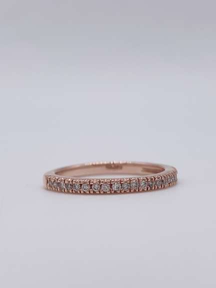 14kt Rose Gold & Diamond Band