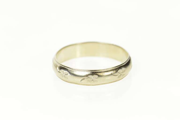 14K White Gold 4.9mm Retro Clover Men's Wedding Band Ring