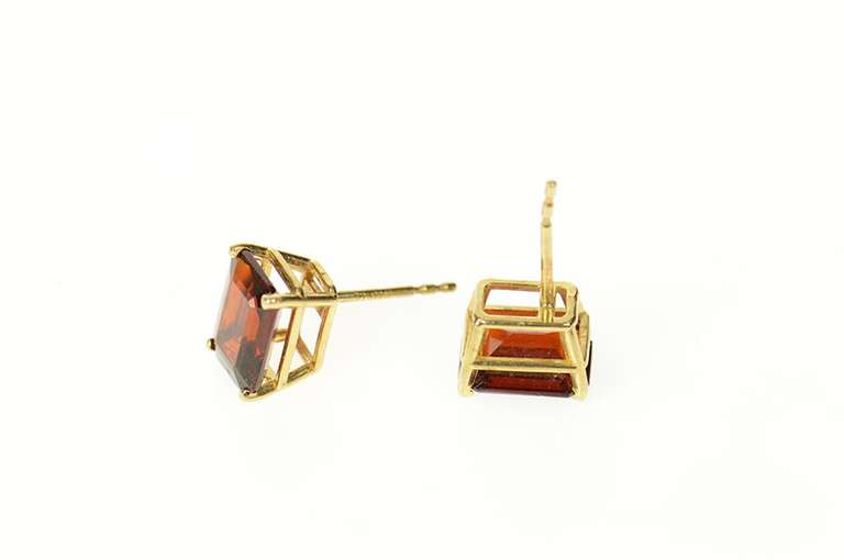 14K Yellow Gold Emerald Cut Garnet Solitaire Classic Stud Earrings