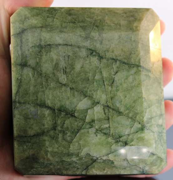 Tremendous 5,050ct untreated Aquamarine