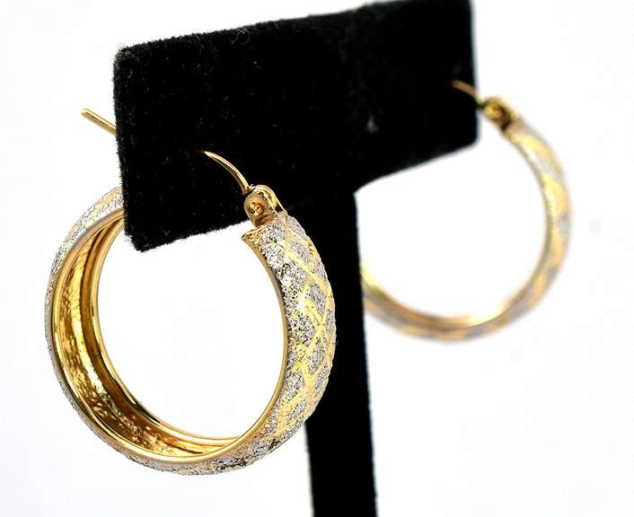 Glittering Etched Hoop Earrings in 14KT Two-Tone Gold