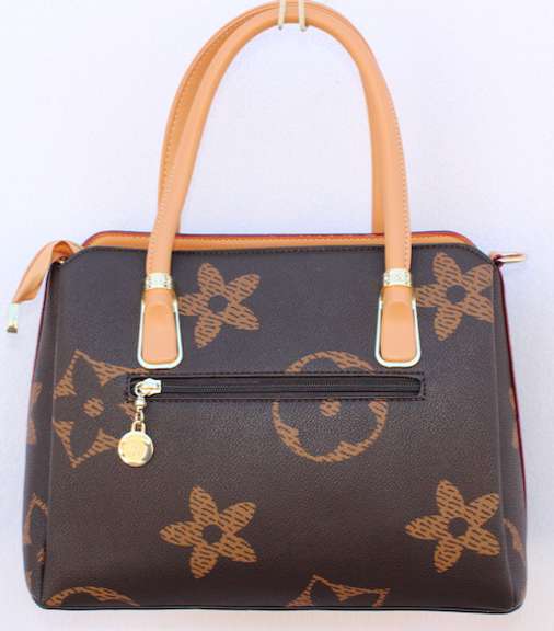 100% Fine leather Designer Style Bag
