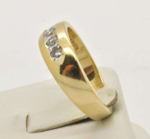 MENS 14 KT DIAMOND RING / BAND