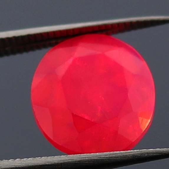 Killer 1.83ct play of color faceted pink Opal