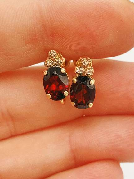 14kt Yellow Gold Earrings