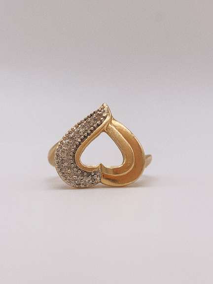10kt Solid Yellow Gold Diamond Ring