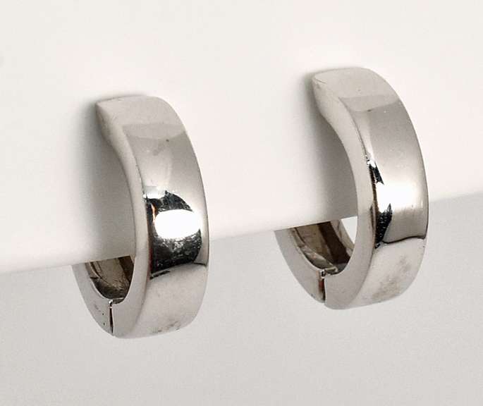 Popular 14k White Gold Diamond Huggies