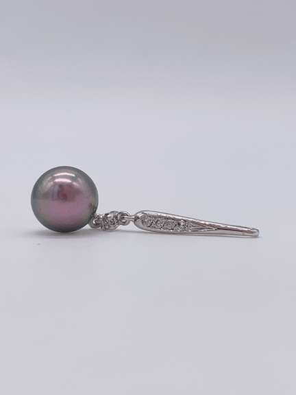 14kt Gold, Diamond & Pearl Pendant