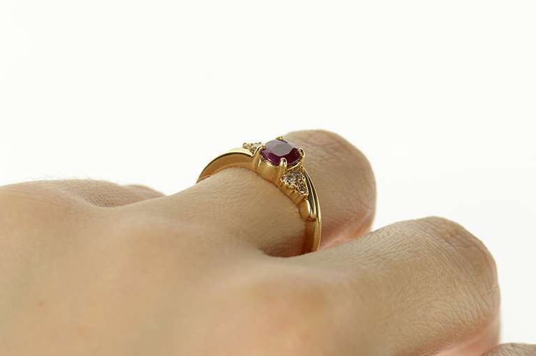 14K Yellow Gold 0.90 Ctw Oval Ruby Diamond Engagement Ring