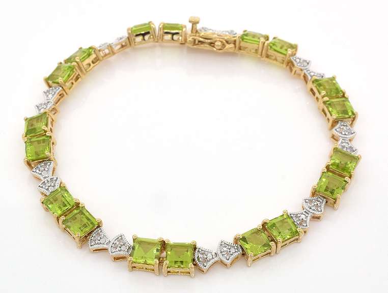 Enthralling Peridot & Topaz Bracelet in Vermeil