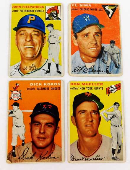 4 Topps 1954 Baseball Cards