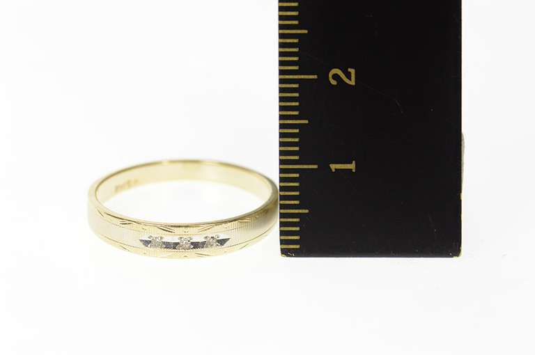 10K Yellow Gold Diamond Retro Grooved Men's Wedding Band Ring