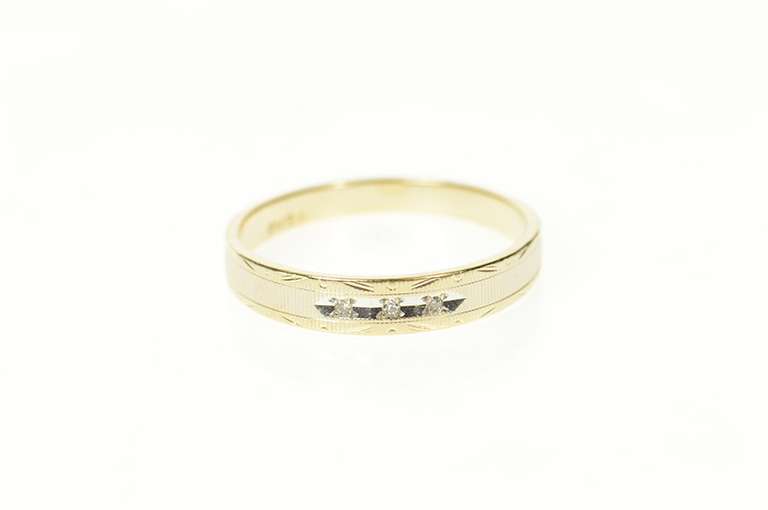 10K Yellow Gold Diamond Retro Grooved Men's Wedding Band Ring
