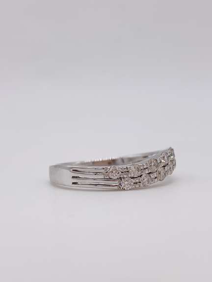 14kt White Gold Diamond Ring