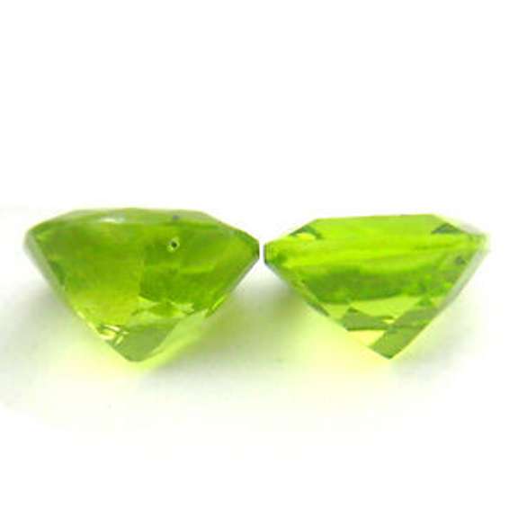Glittering 3.34ct matched Peridot set