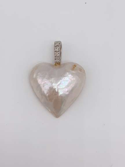 14kt Gold Pearl Heart & Diamond Pendant
