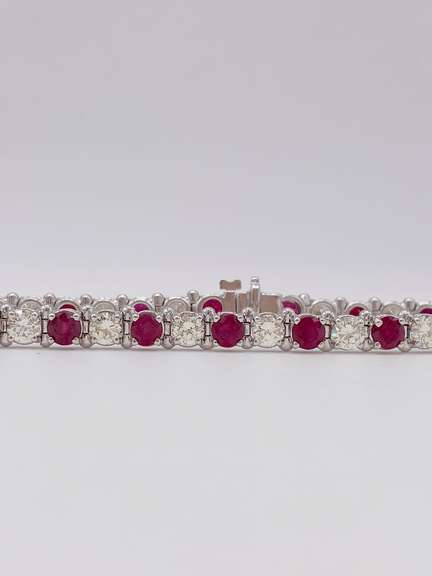 18kt Gold, Ruby & Diamond Tennis Bracelet