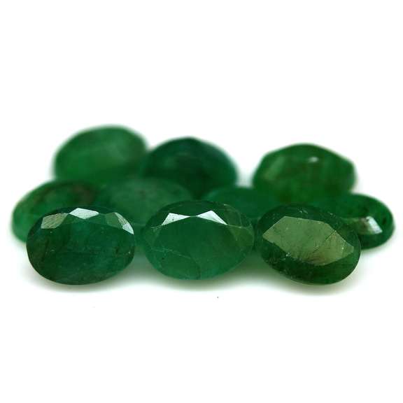 Large 7.25ct 10 piece Zambian Emerald parcel